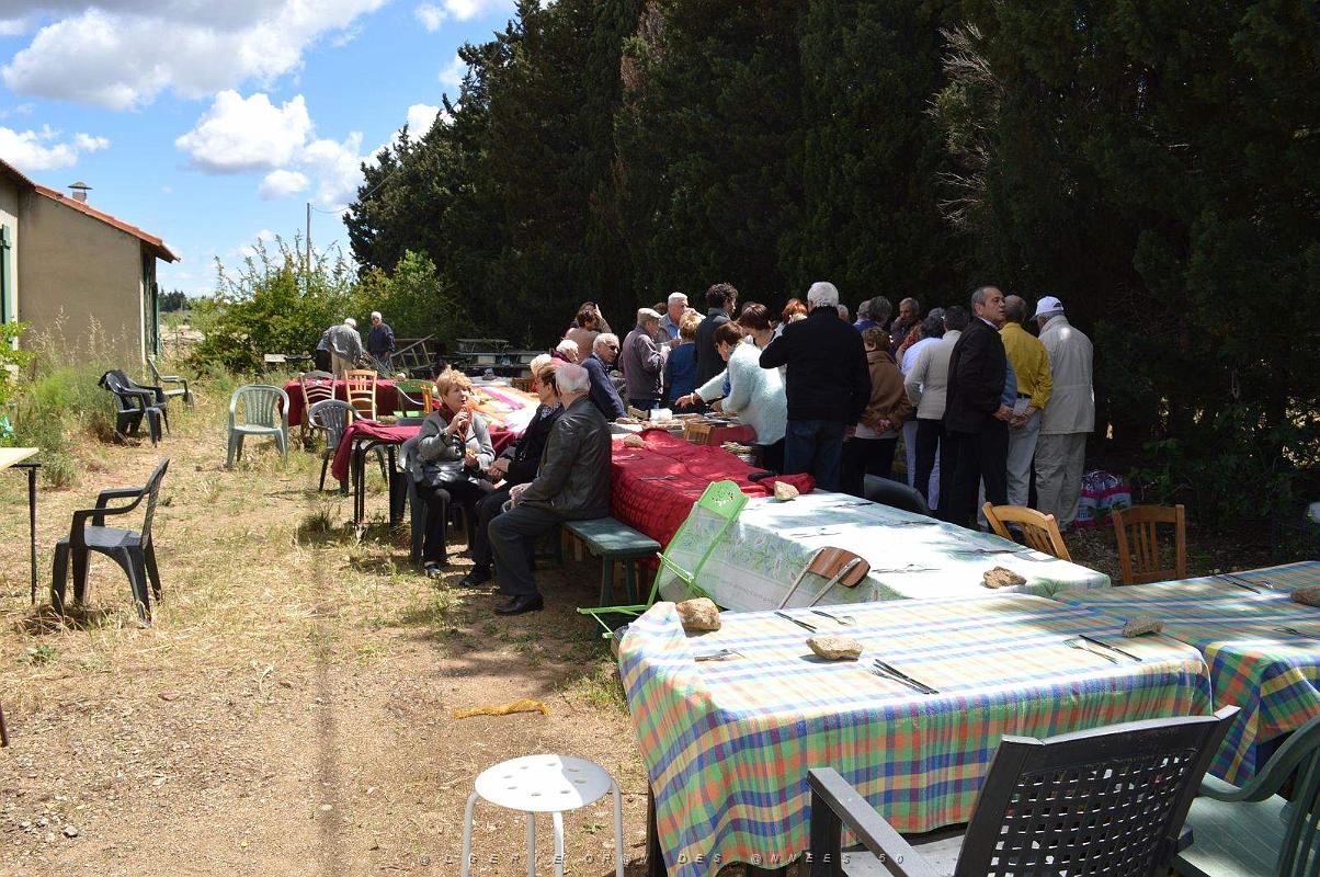 2016 05 19 ETANG DE BERRE PAELLA AVEC LE CERCLE ALGERIANISTE (17).JPG